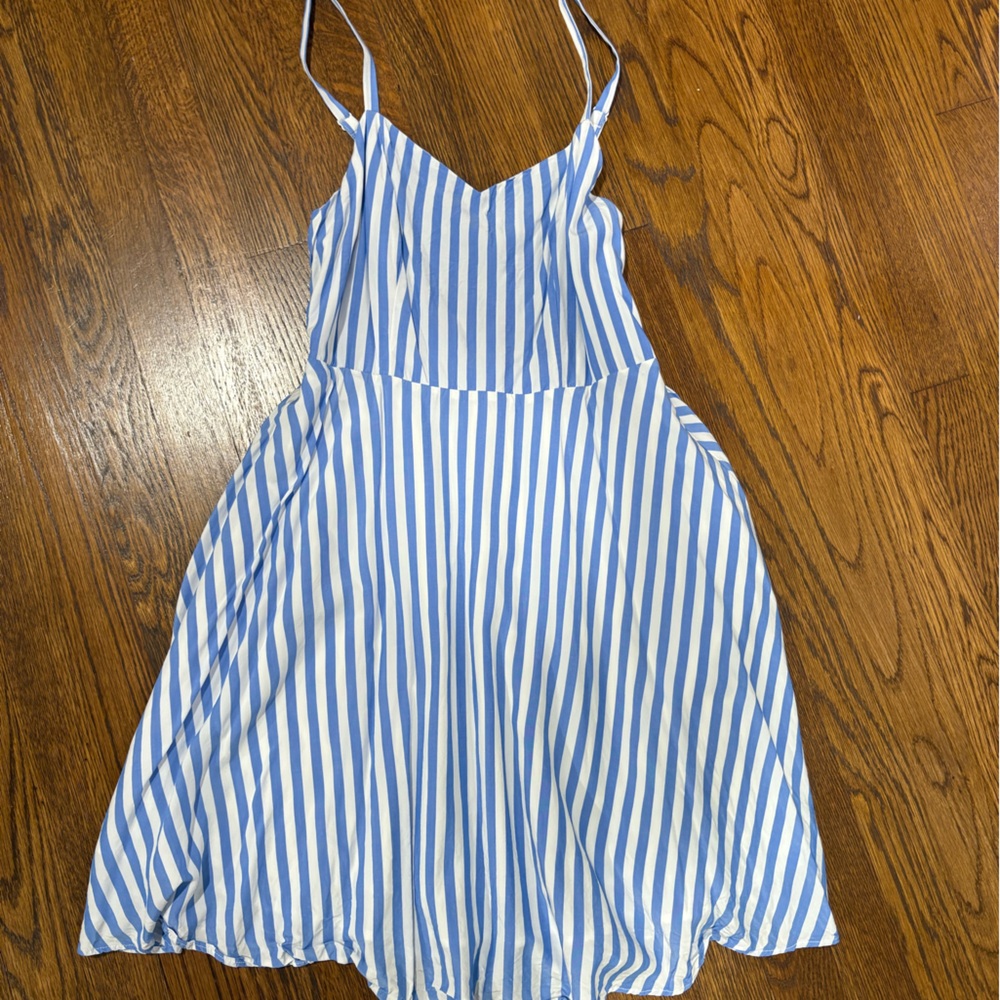 Old Navy Women’s One Piece in Blue and White Stripes